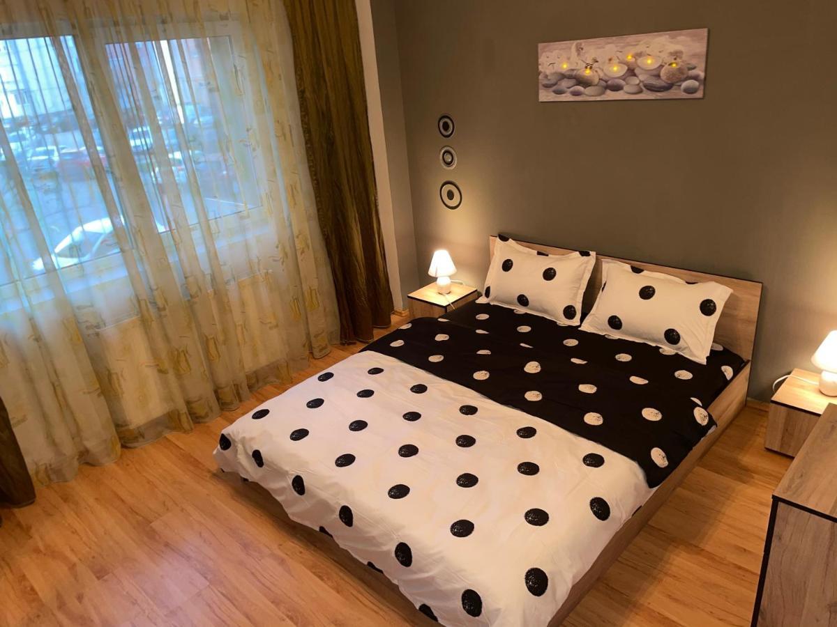 Motorway Alfa Apartament Apartment อาราด ภายนอก รูปภาพ